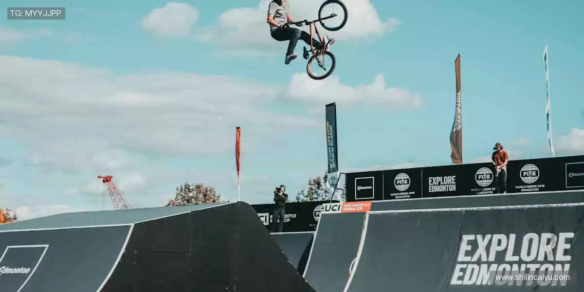 独家限量发售，潮流先锋必备！👕 用装备定义你的运动态度！